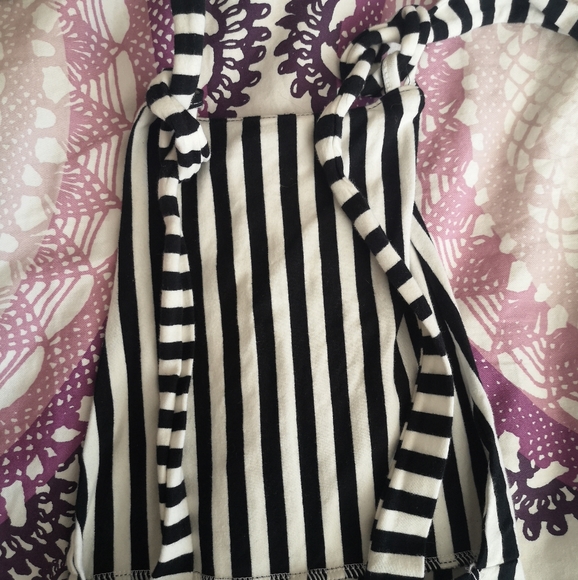Striped One Piece Bib Pants - Picture 4 of 8